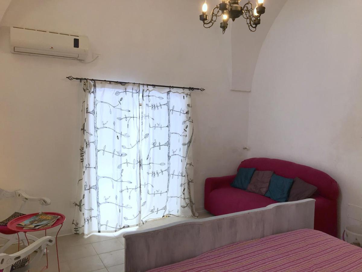 Hotel Chicchisanti Castrignano del Capo Exterior foto