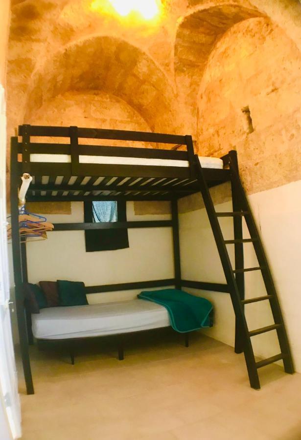 Hotel Chicchisanti Castrignano del Capo Exterior foto