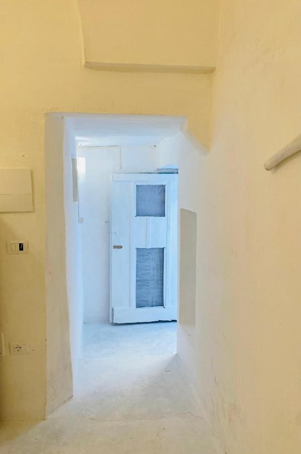 Hotel Chicchisanti Castrignano del Capo Exterior foto