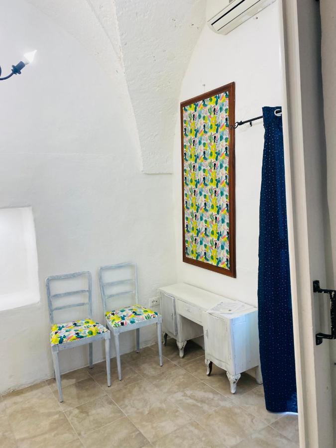 Hotel Chicchisanti Castrignano del Capo Exterior foto