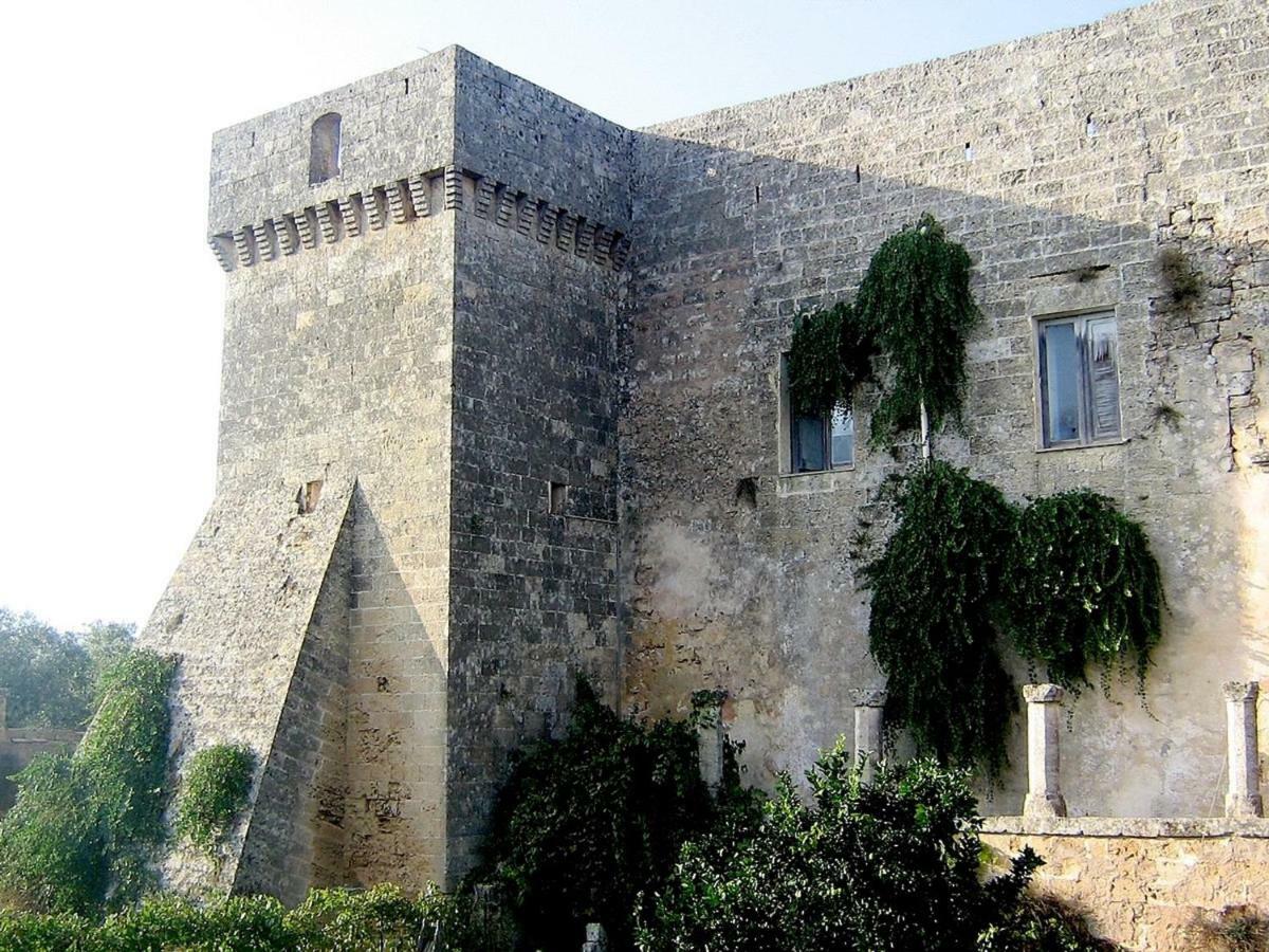 Hotel Chicchisanti Castrignano del Capo Exterior foto